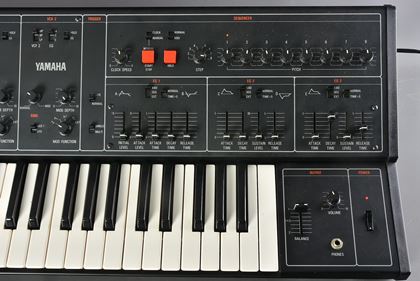 Yamaha-CS30